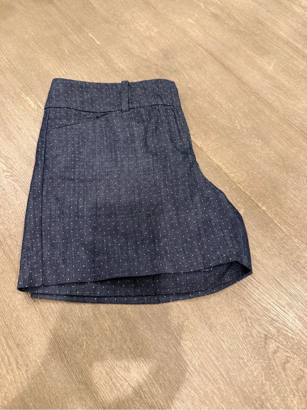 Ann Taylor Navy Pin Dot High-Waist Shorts (in great condition!) - Picture 2 of 4
